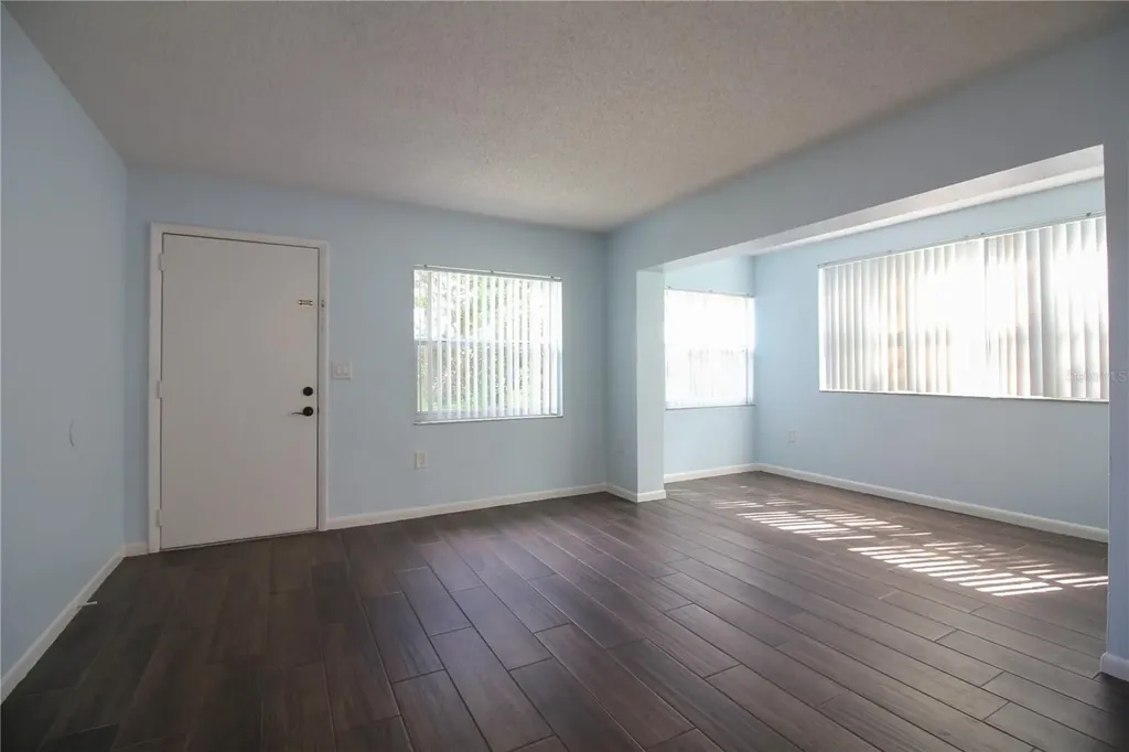 1103 Cypress Gardens Boulevard Winter Haven FL 33884