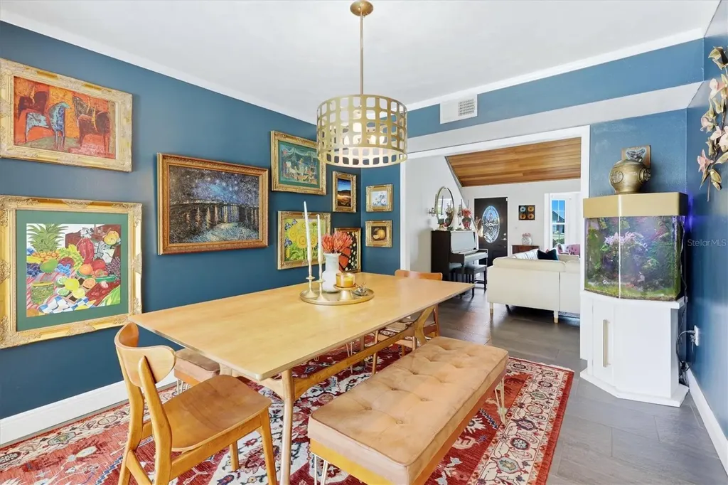 5378 Sarapointe Court Sarasota FL 34232