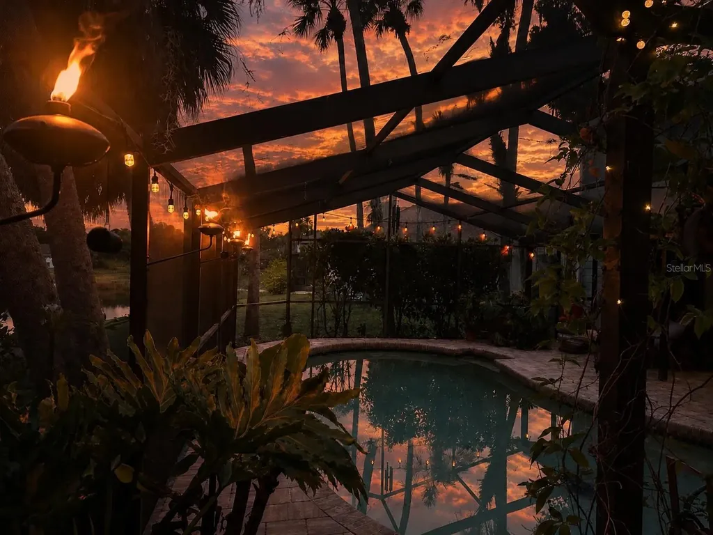5378 Sarapointe Court Sarasota FL 34232