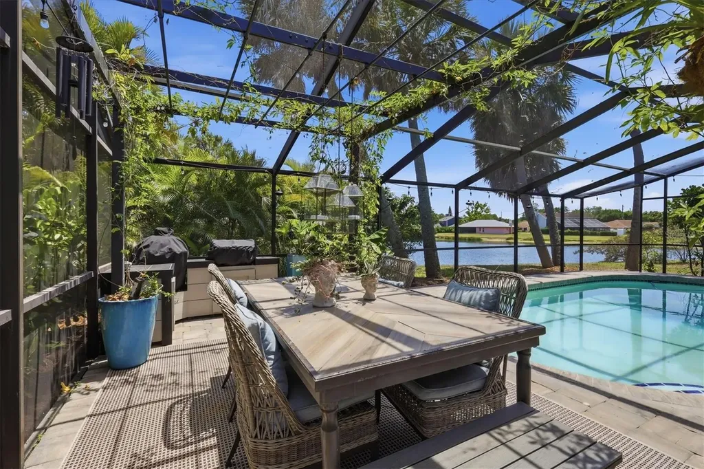 5378 Sarapointe Court Sarasota FL 34232