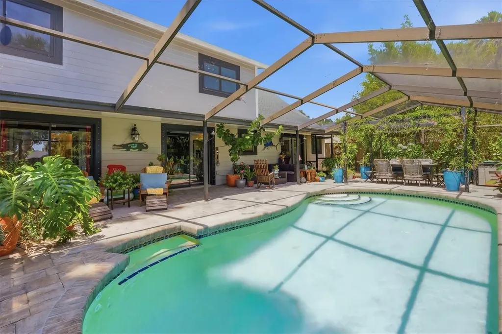 5378 Sarapointe Court Sarasota FL 34232