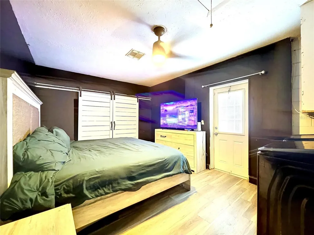 8320 43rd Way N Pinellas Park FL 33781