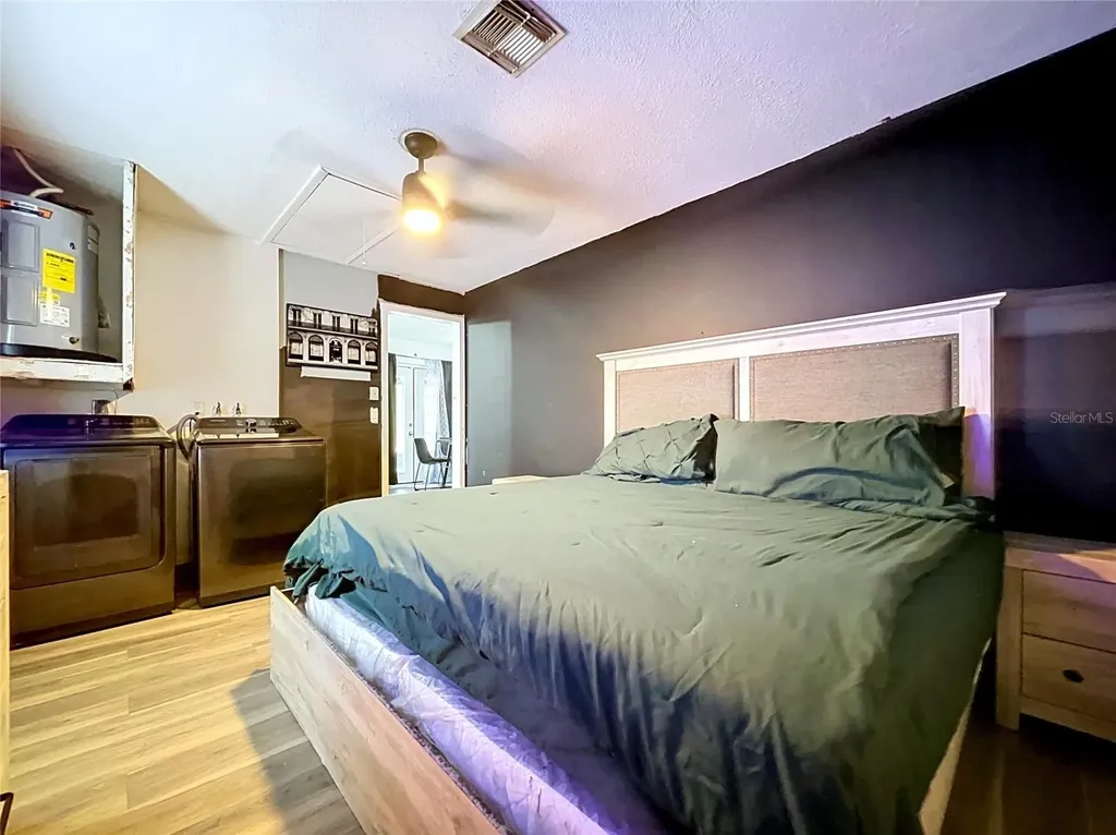 8320 43rd Way N Pinellas Park FL 33781