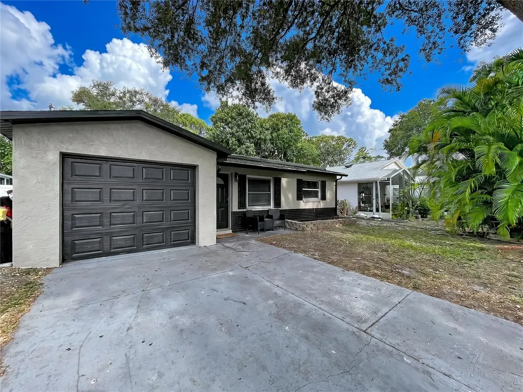 8320 43rd Way N Pinellas Park FL 33781