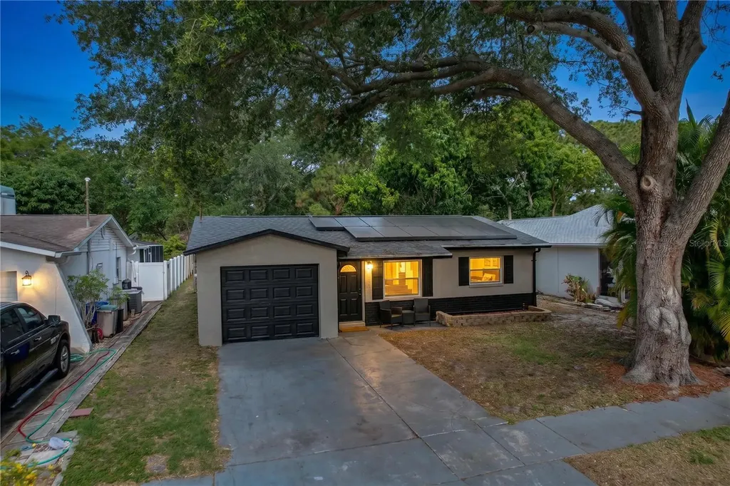 8320 43rd Way N Pinellas Park FL 33781