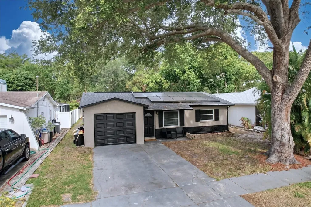 8320 43rd Way N Pinellas Park FL 33781