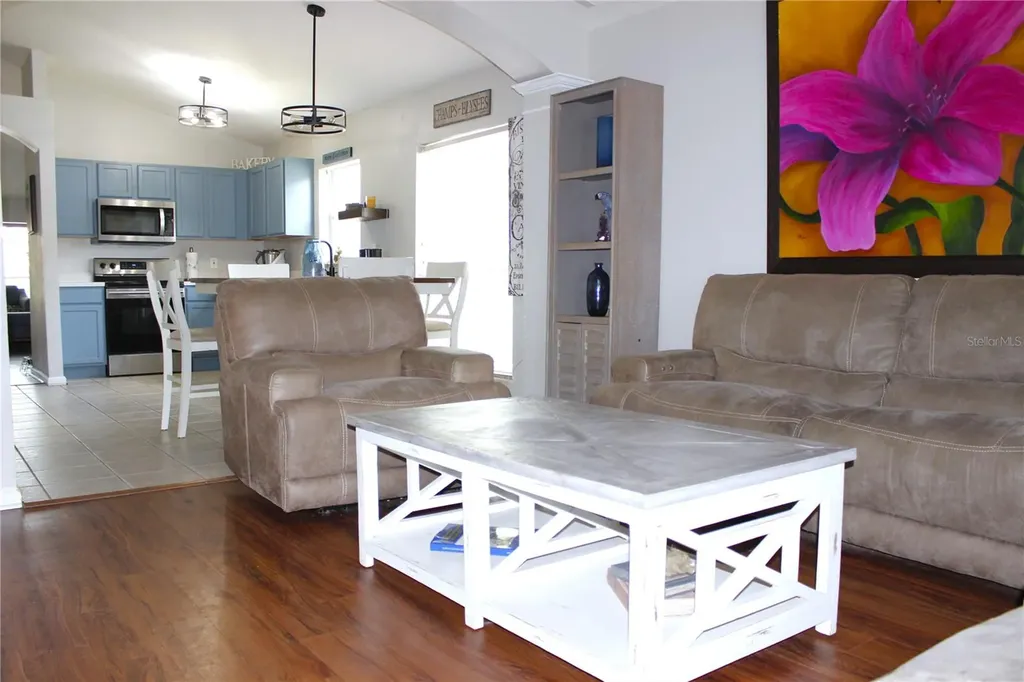 10228 Hunters Haven Boulevard Riverview FL 33578