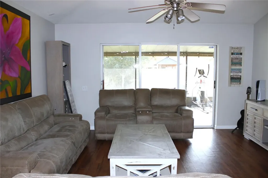 10228 Hunters Haven Boulevard Riverview FL 33578