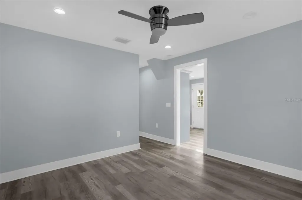 4521 Edgewater Drive Orlando FL 32804
