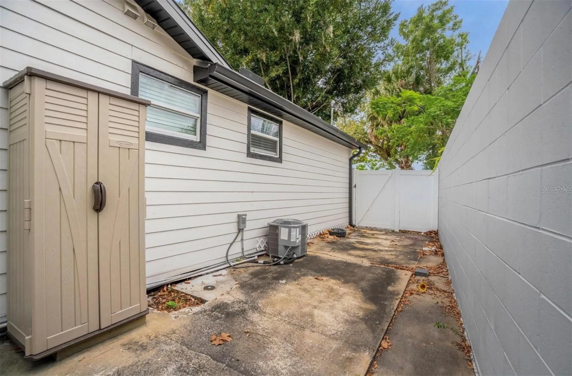 4521 Edgewater Drive Orlando FL 32804