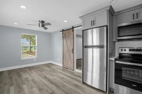 4521 Edgewater Drive Orlando FL 32804