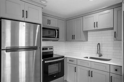 4521 Edgewater Drive Orlando FL 32804