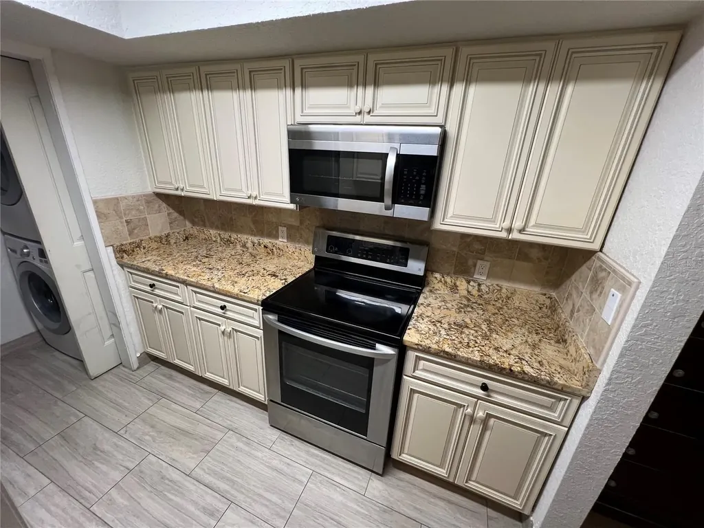 5587 Devonbriar Way Orlando FL 32822