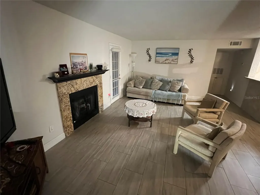 5587 Devonbriar Way Orlando FL 32822