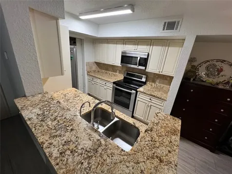 5587 Devonbriar Way Orlando FL 32822