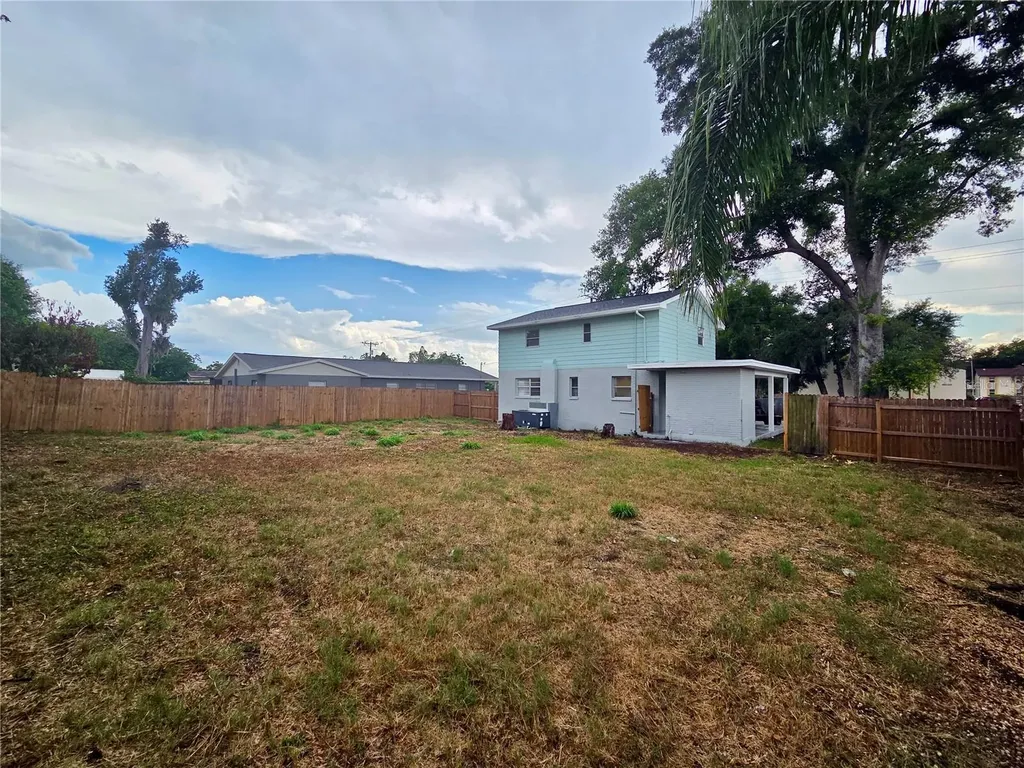 230 Beverly Boulevard Brandon FL 33511
