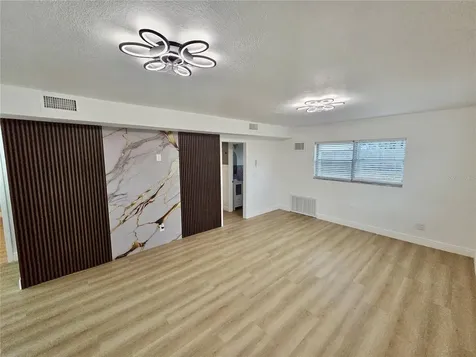 230 Beverly Boulevard Brandon FL 33511