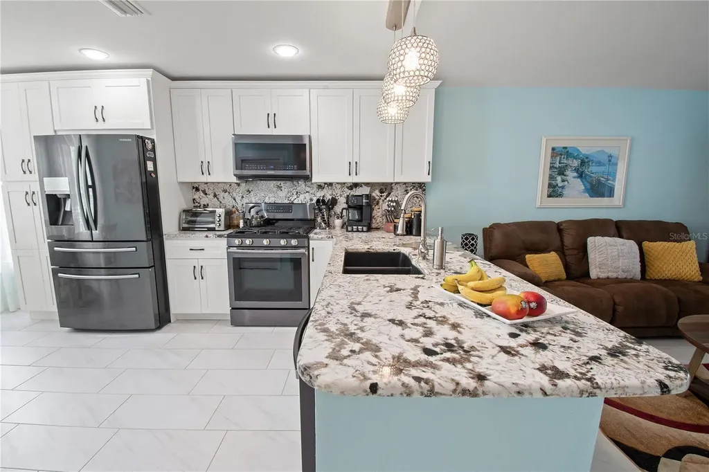 241 Lourdes Street Lake Wales FL 33859