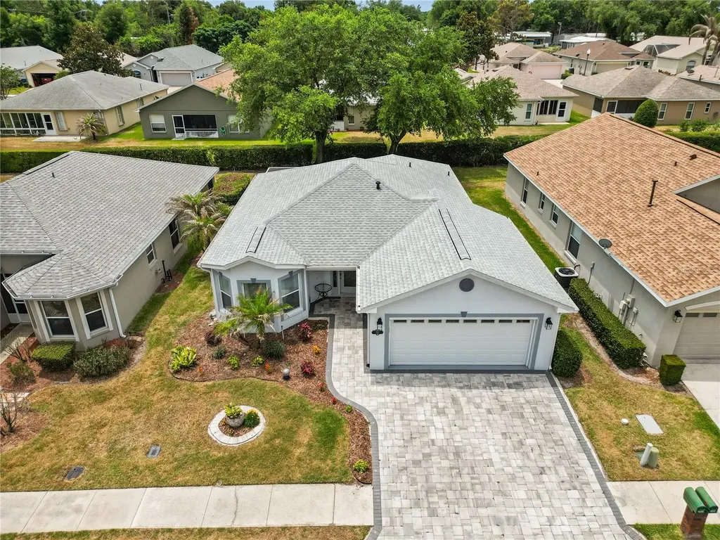 241 Lourdes Street Lake Wales FL 33859