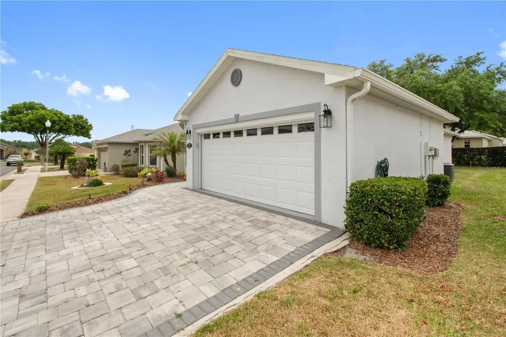 241 Lourdes Street Lake Wales FL 33859