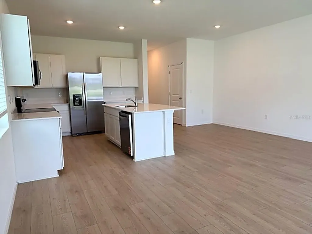 32492 Welling Blade Loop Wesley Chapel FL 33545
