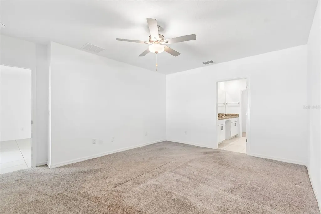 6450 Back Forty Loop Zephyrhills FL 33541