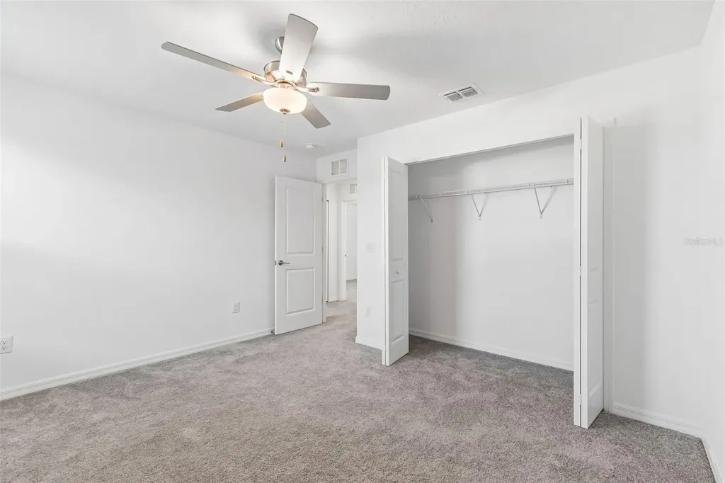 6450 Back Forty Loop Zephyrhills FL 33541