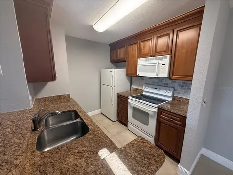 8932 Manor Loop Lakewood Ranch FL 34202