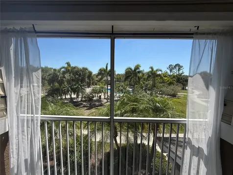 8932 Manor Loop Lakewood Ranch FL 34202