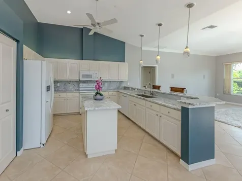 715 Thistlelake Drive Venice FL 34293
