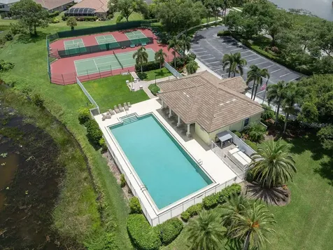 715 Thistlelake Drive Venice FL 34293
