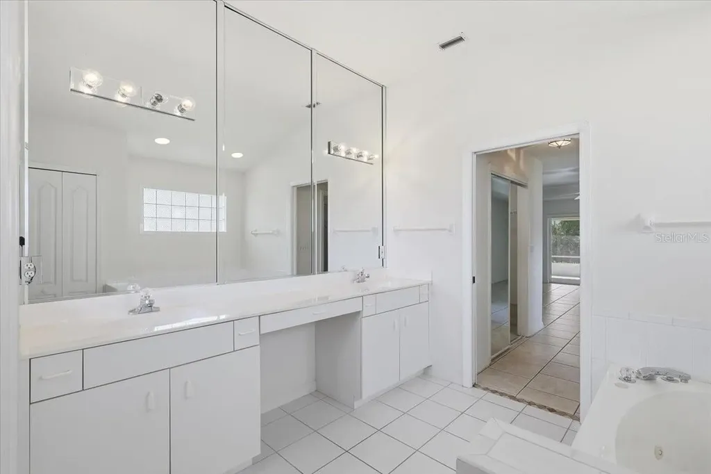 122 Belleaire Drive Palm Coast FL 32137