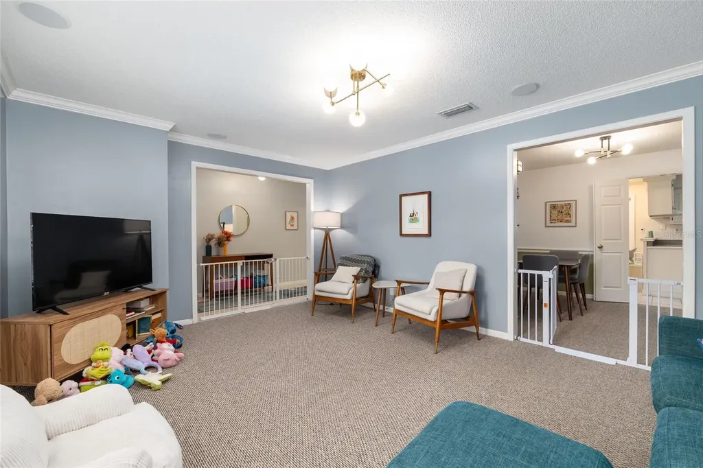 2251 NW 20th Court Gainesville FL 32605