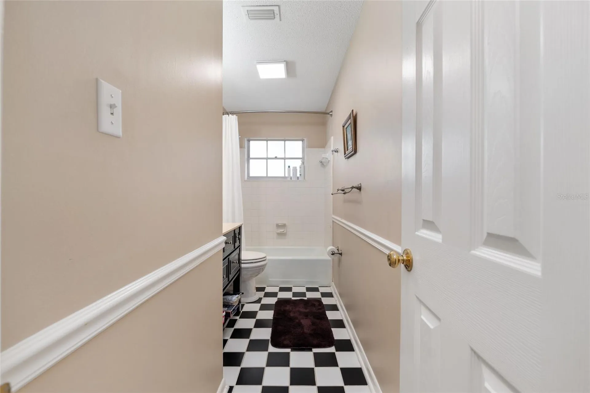 2251 NW 20th Court Gainesville FL 32605