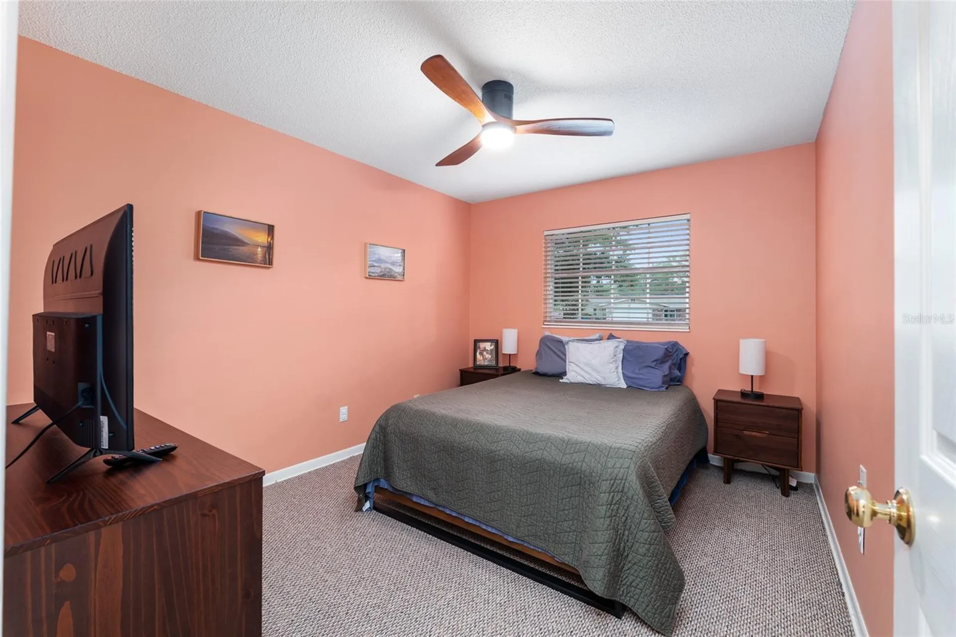 2251 NW 20th Court Gainesville FL 32605