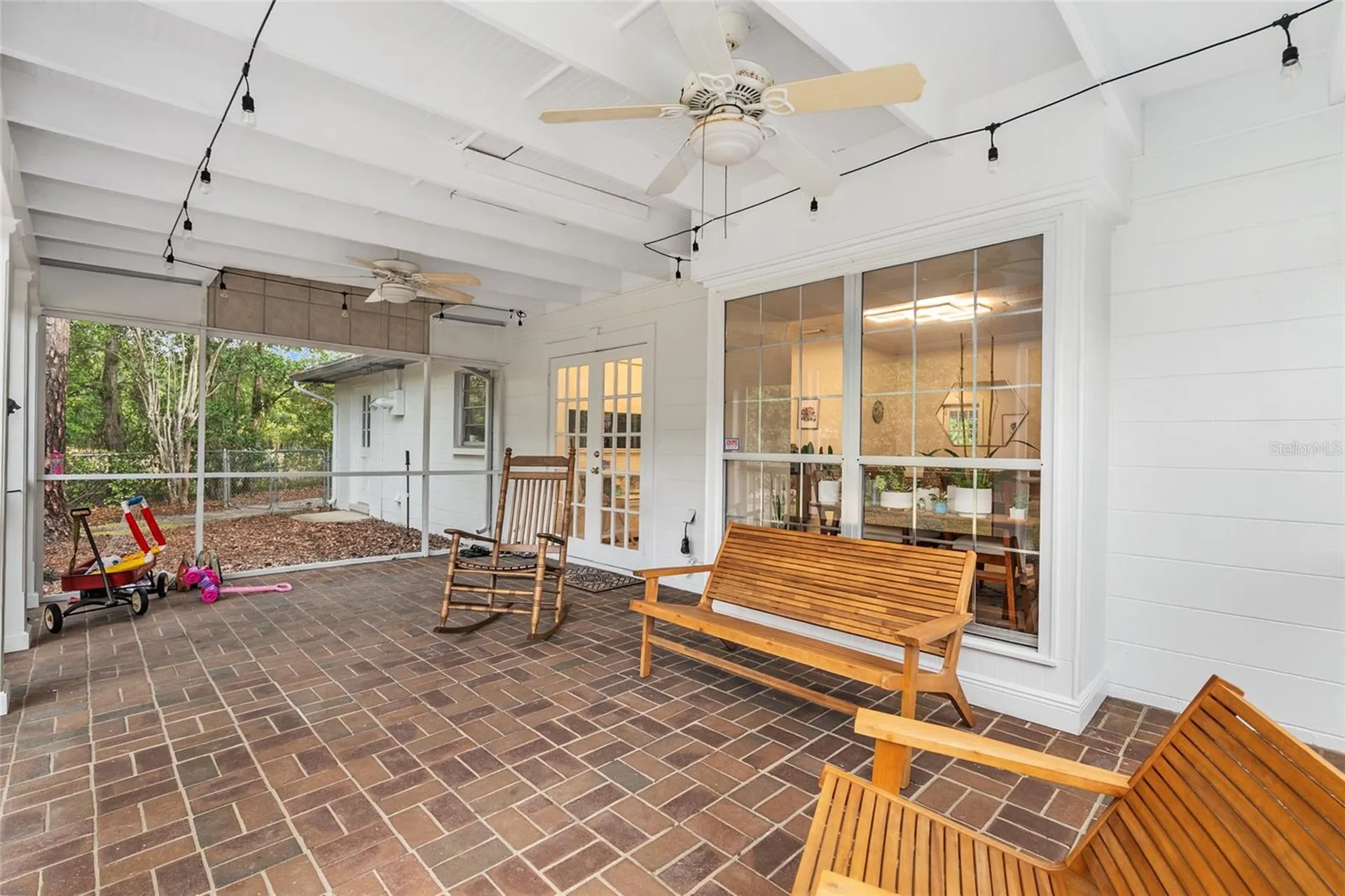 2251 NW 20th Court Gainesville FL 32605