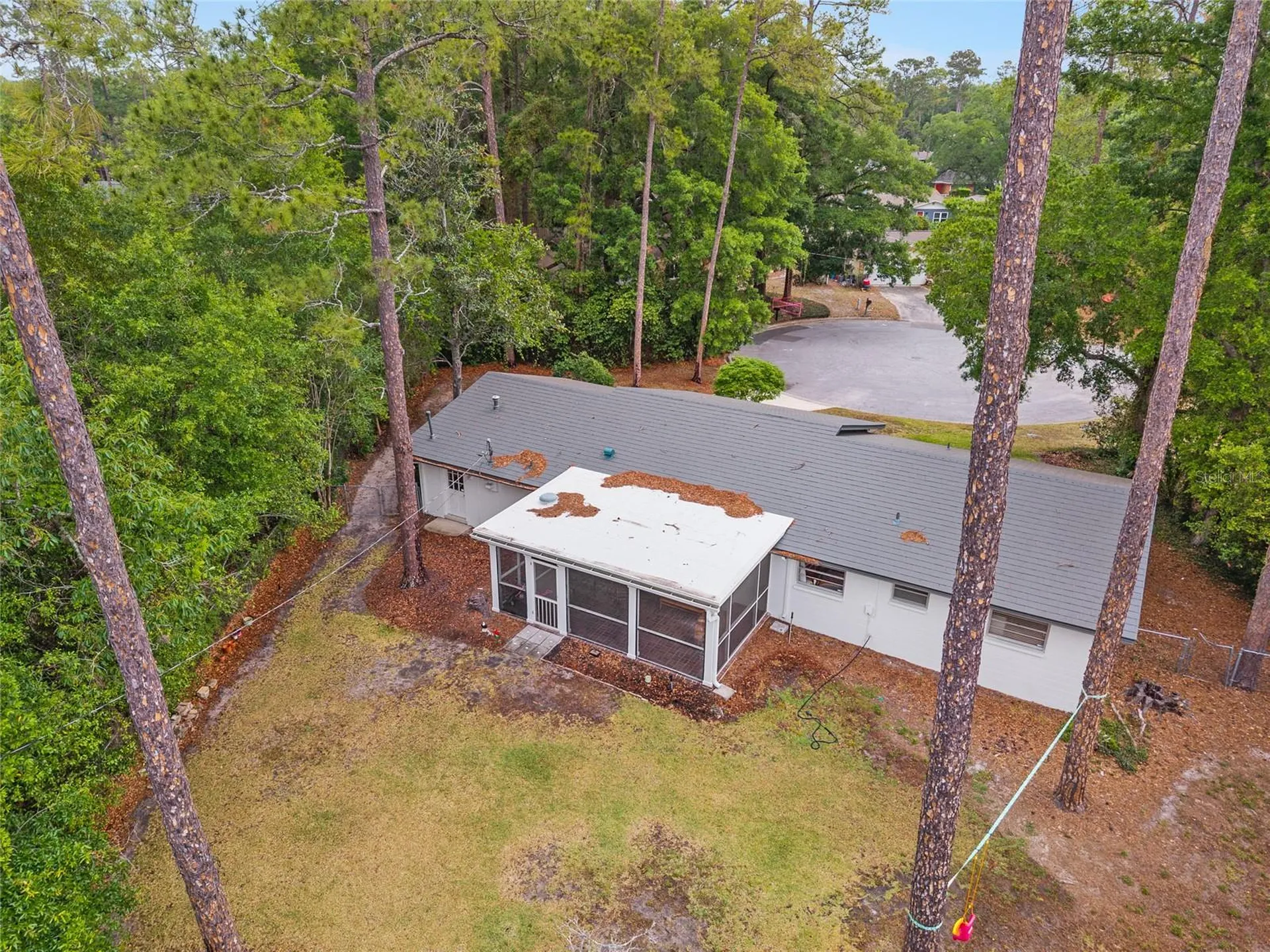 2251 NW 20th Court Gainesville FL 32605