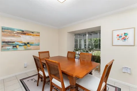 2251 NW 20th Court Gainesville FL 32605