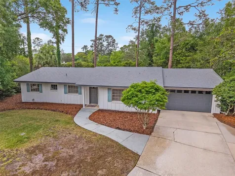 2251 NW 20th Court Gainesville FL 32605
