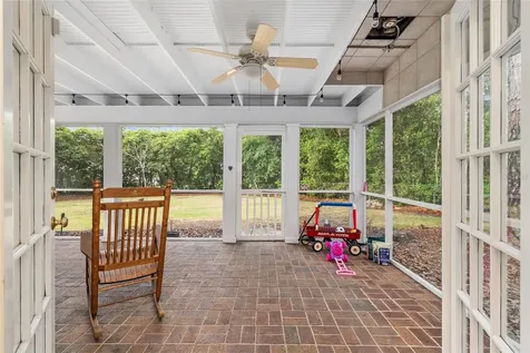 2251 NW 20th Court Gainesville FL 32605