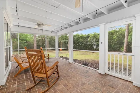 2251 NW 20th Court Gainesville FL 32605