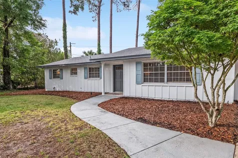 2251 NW 20th Court Gainesville FL 32605