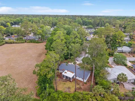 2251 NW 20th Court Gainesville FL 32605