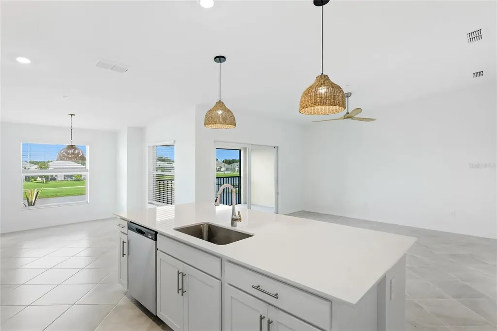 19007 Scallop Loop Lakewood Ranch FL 34211