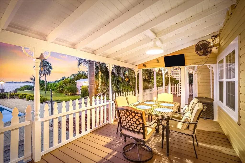 19007 Scallop Loop Lakewood Ranch FL 34211