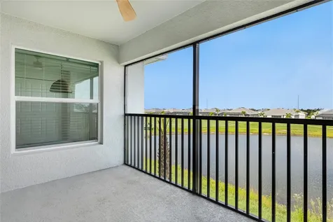 19007 Scallop Loop Lakewood Ranch FL 34211