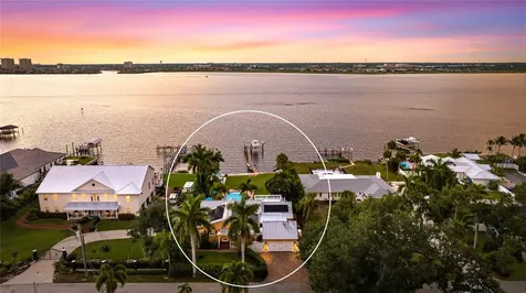 19007 Scallop Loop Lakewood Ranch FL 34211