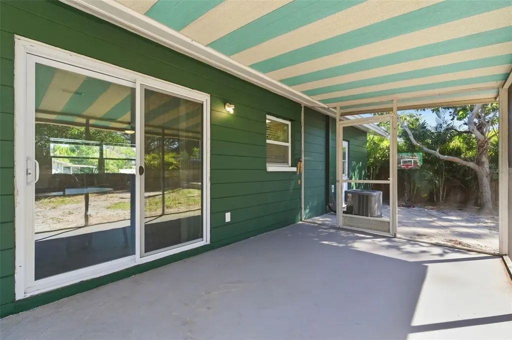 6522 112th Street Seminole FL 33772