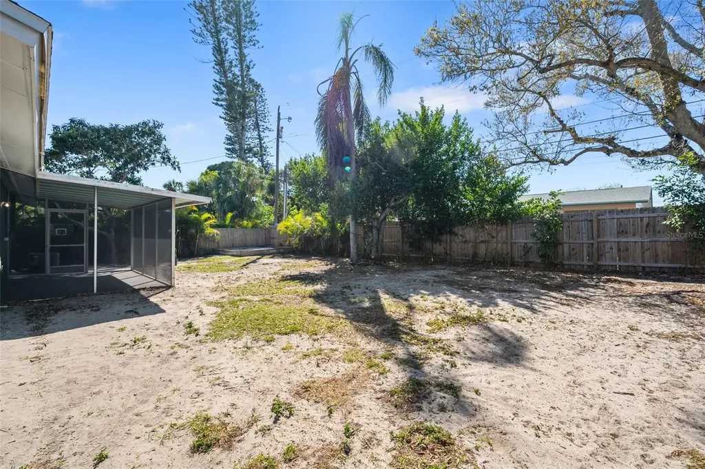 6522 112th Street Seminole FL 33772
