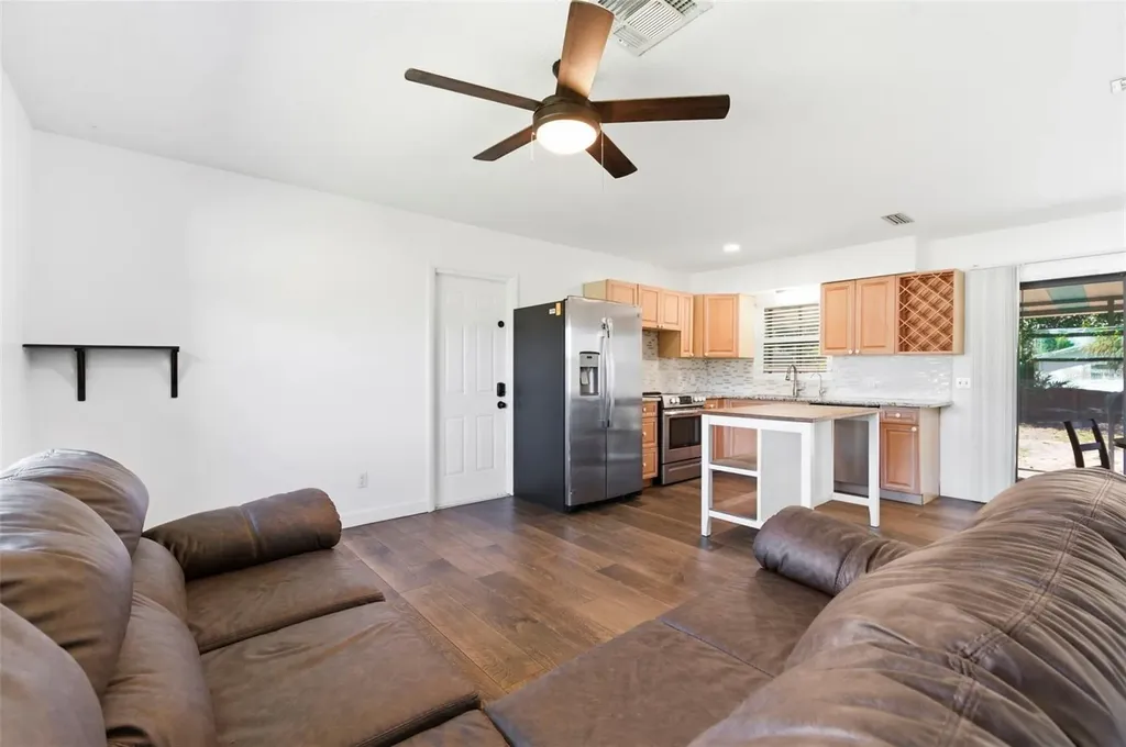 6522 112th Street Seminole FL 33772